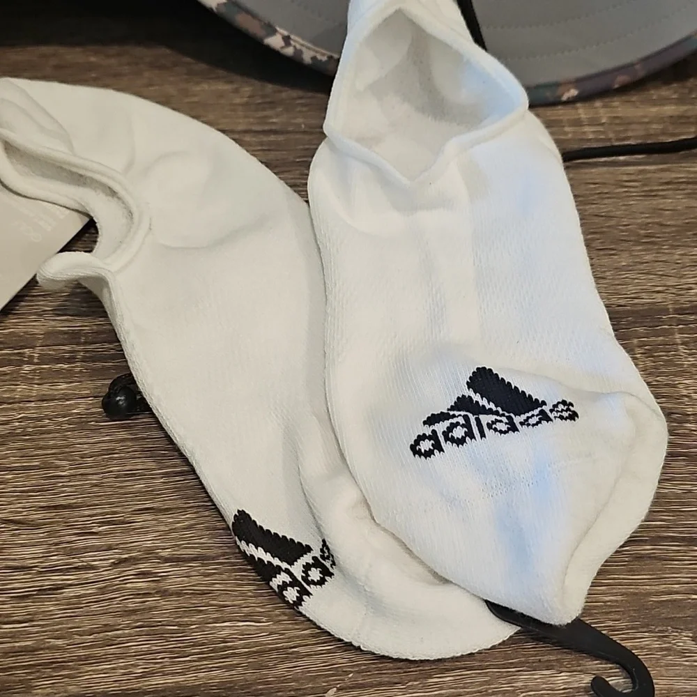 Adidas Camouflage Golf Hat Set With White Adidas Socks Nwt